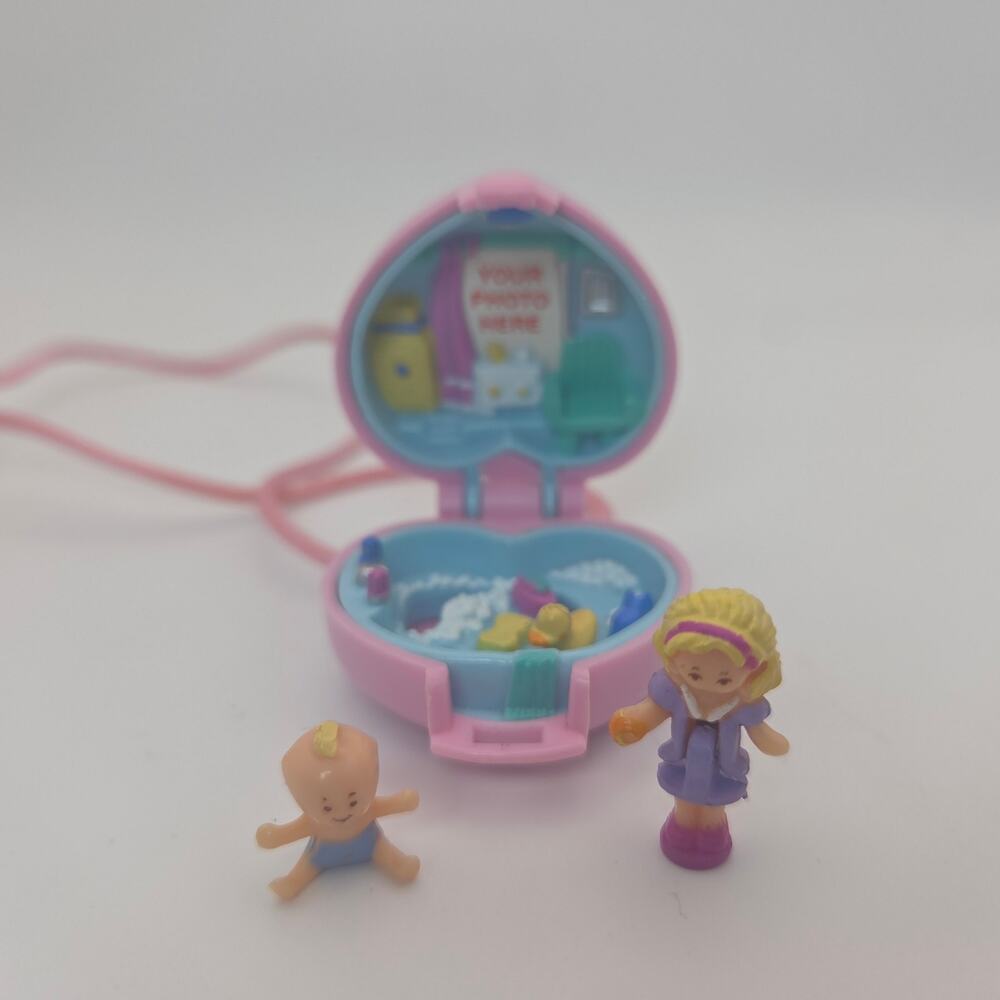 Vintage 1993 Polly Pocket Bluebird Baby Loves Ducky Locket with 2 Figures RARE